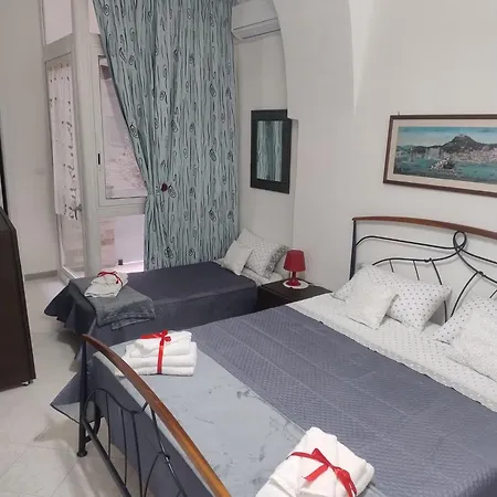 아파트 La Casa Di Nonno Gennaro *